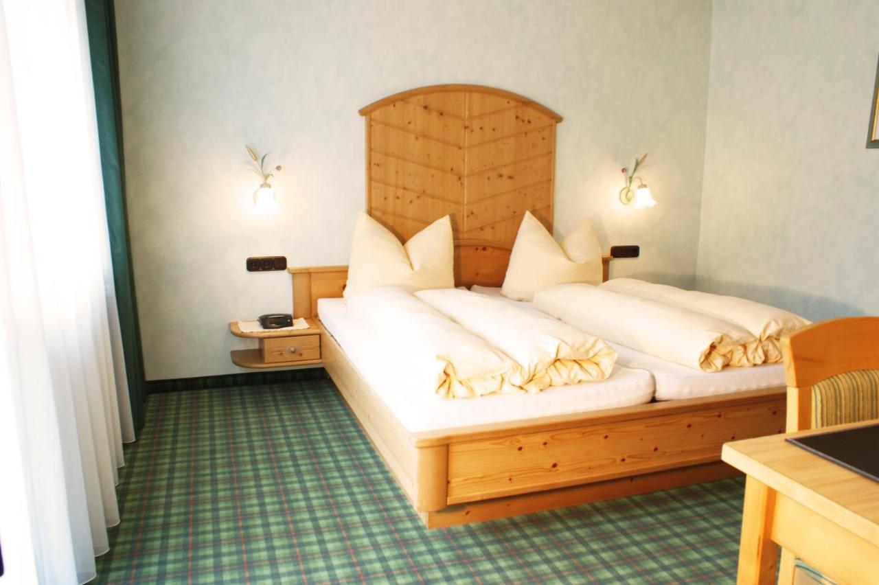 Hotel Central - Das Kleine Boutique Hotel Am Achensee Manaus Ngoại thất bức ảnh